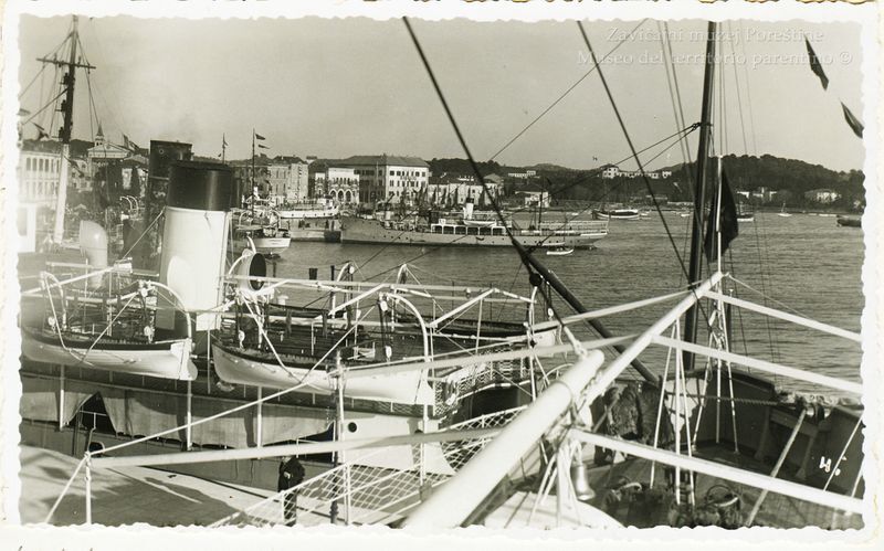 Izletni brodovi
