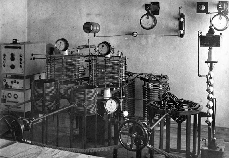 Odašiljač Radio Zagreba 1926. na Savi_II.jpg
