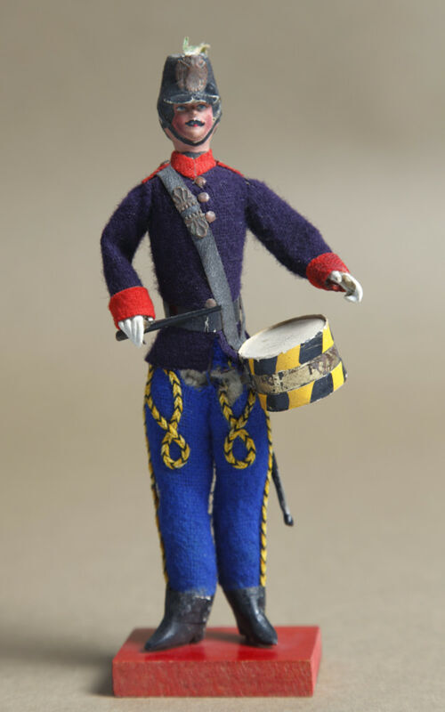 Lutka (Vojna glazba)