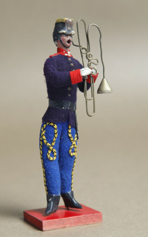 Lutka (Vojna glazba)