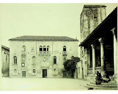 Trogir, Gradska vijećnica