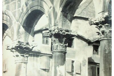 Split, Dioklecijanova palača, Peristil