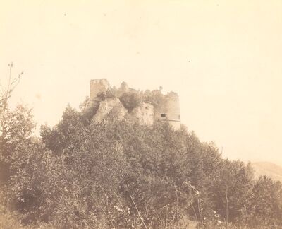 Kostel (Pregrada) - Ostatci srenjovjekovne utvrde Kostelgrad