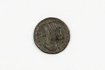 Folis (AE3), Fausta (307. – 326.), Rimsko Carstvo, 4. stolje