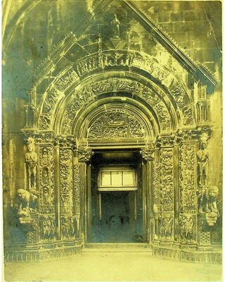 Trogir, Katedrala sv. Lovre, Radovanov portal