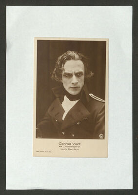 Glumac Conrad Veidt u ulozi Lorda Nelsona