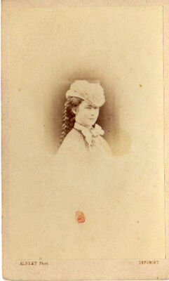 Portret djevojke