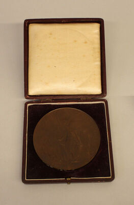 KUTIJA MEDALJE S MILENIJSKE IZLOŽBE 1896.