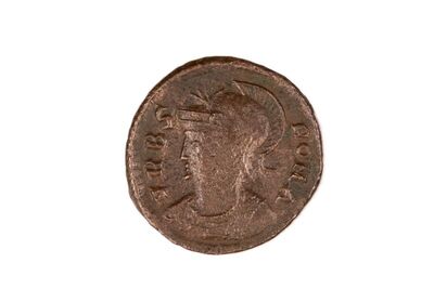 Komemorativno izdanje novca, Constantine I (307. – 337.), Ri
