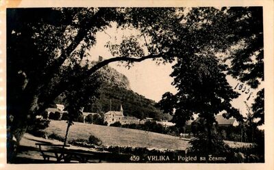 Panorama grada Vrlike (Crkva Gospe od Ružarija, utvrda Prozo