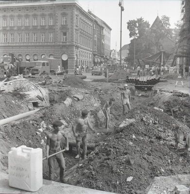 Radnici na Trgu bana Jelačića