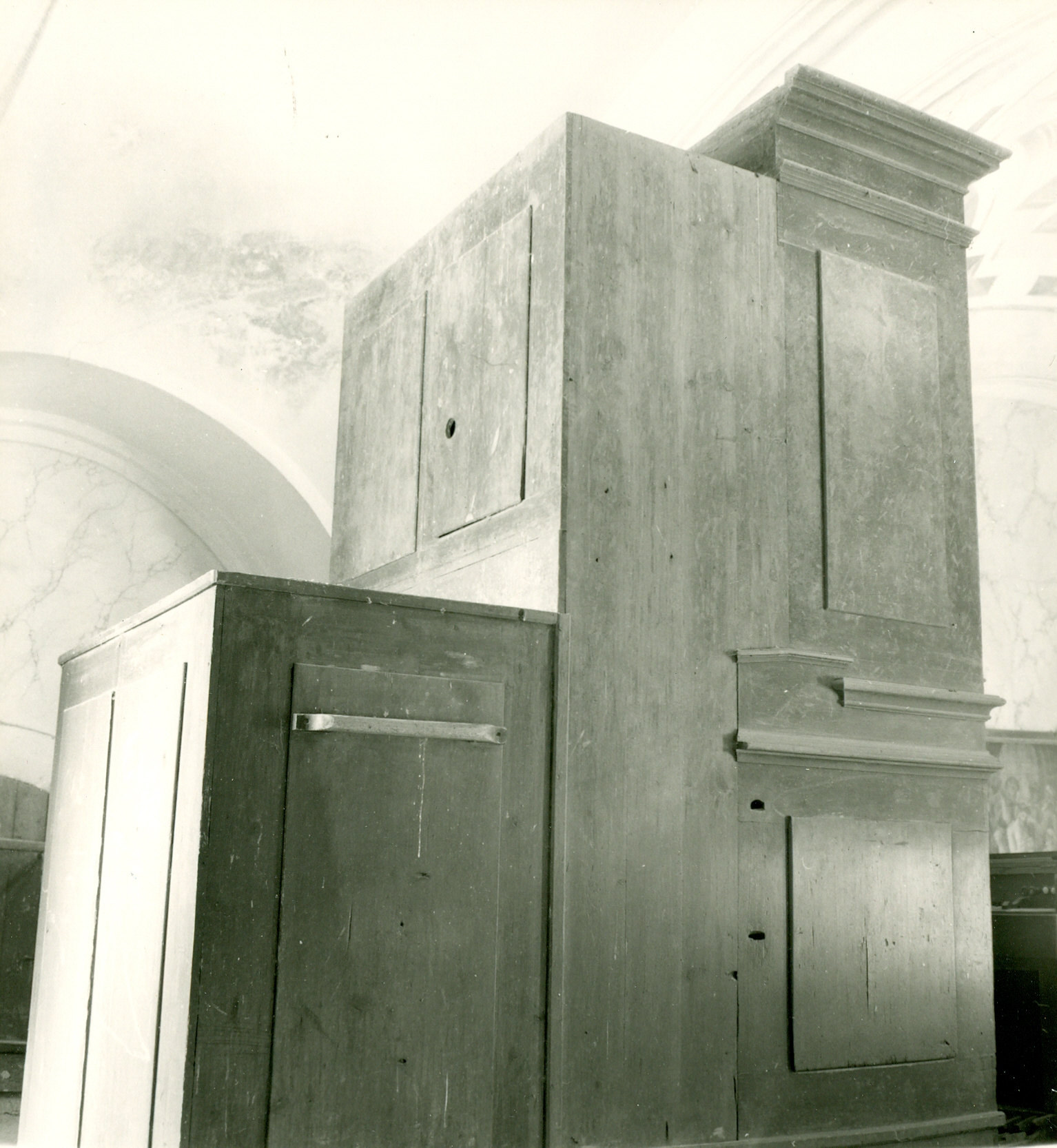 Nino Vranić, Nart Savski (Dugo Selo) - Župna crkva Uznesenja Marijina - Pogled sa stane na kućište