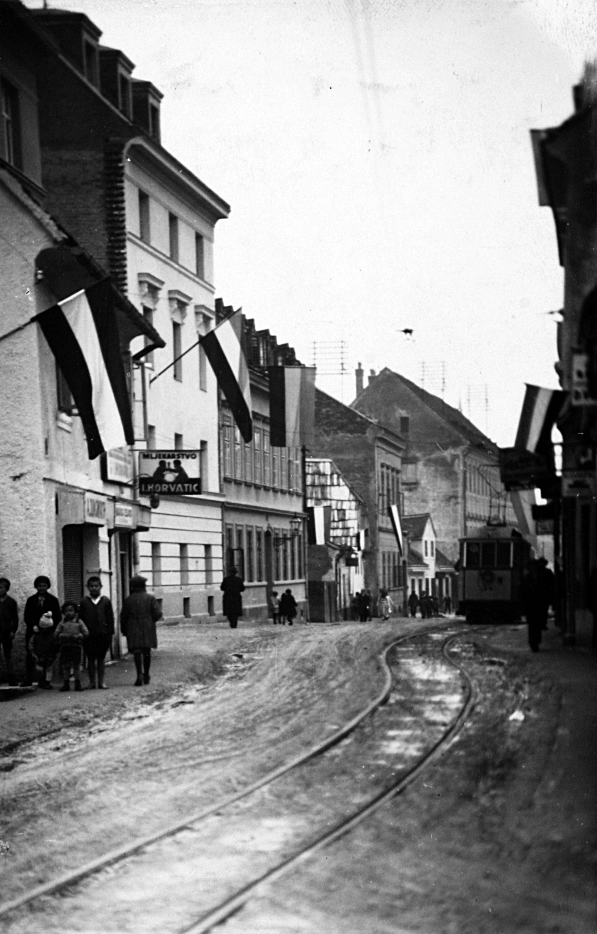 Vladimir Horvat, Zagreb - Nova ves