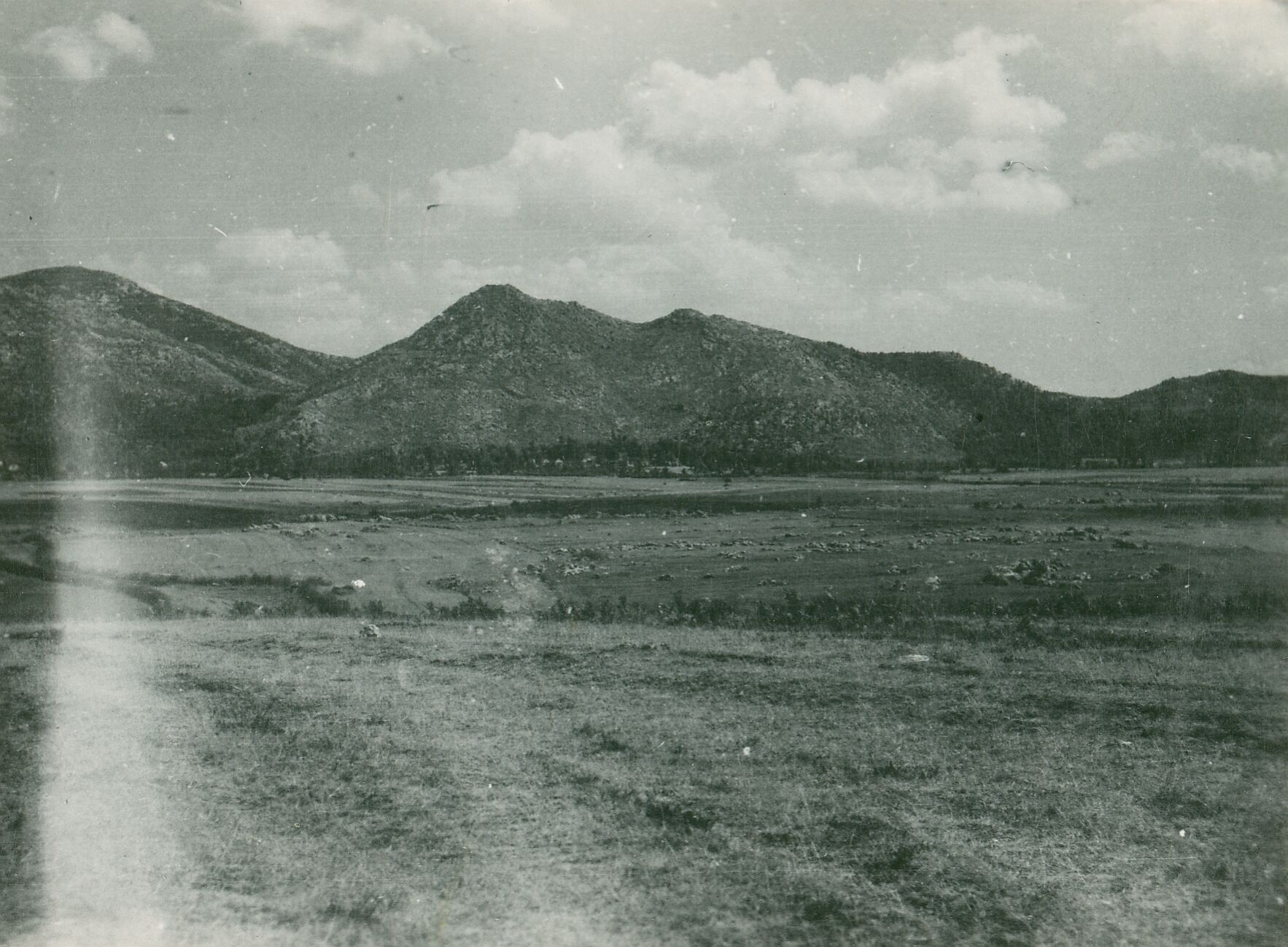 Većeslav Henneberg, Ostrovica Lička - Panorama s Ličkog polja, pod brdom sa zapada