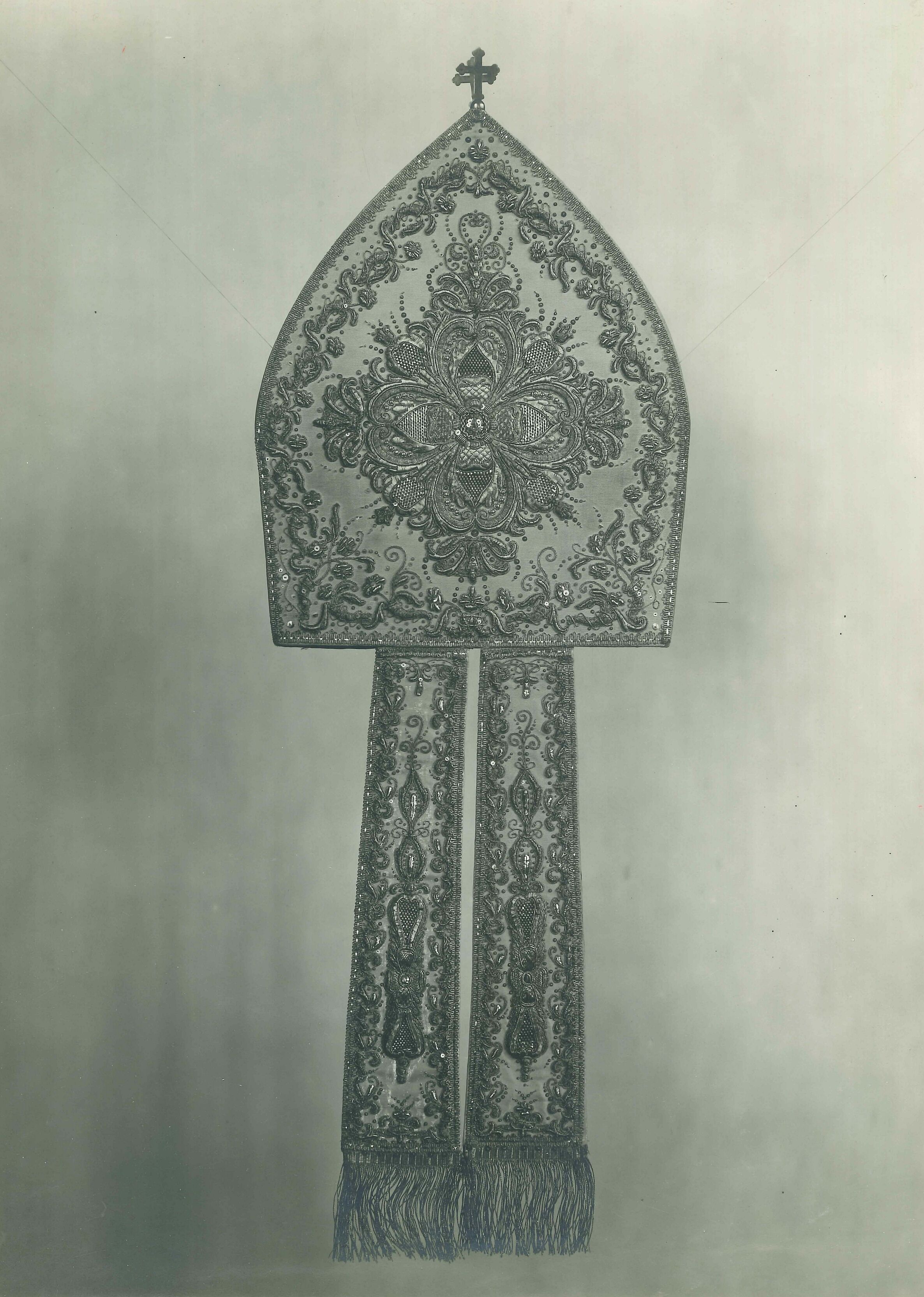 Vladimir Tkalčić, Zagreb - Zagrebačka katedrala - Mitra
