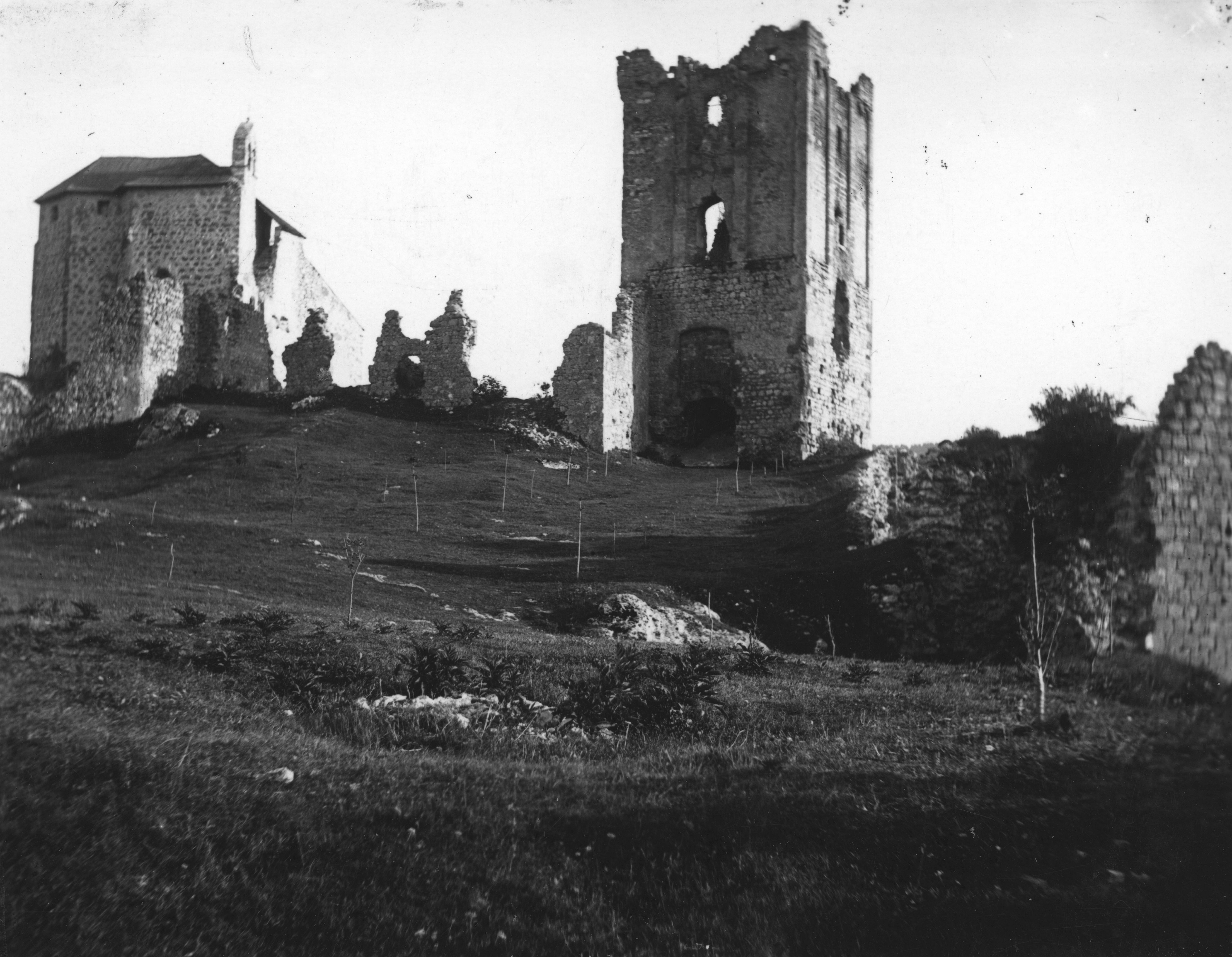 Ivan Standl, Brinje (Sokolac), grad s kapelom, pogled sa sjeverne strane