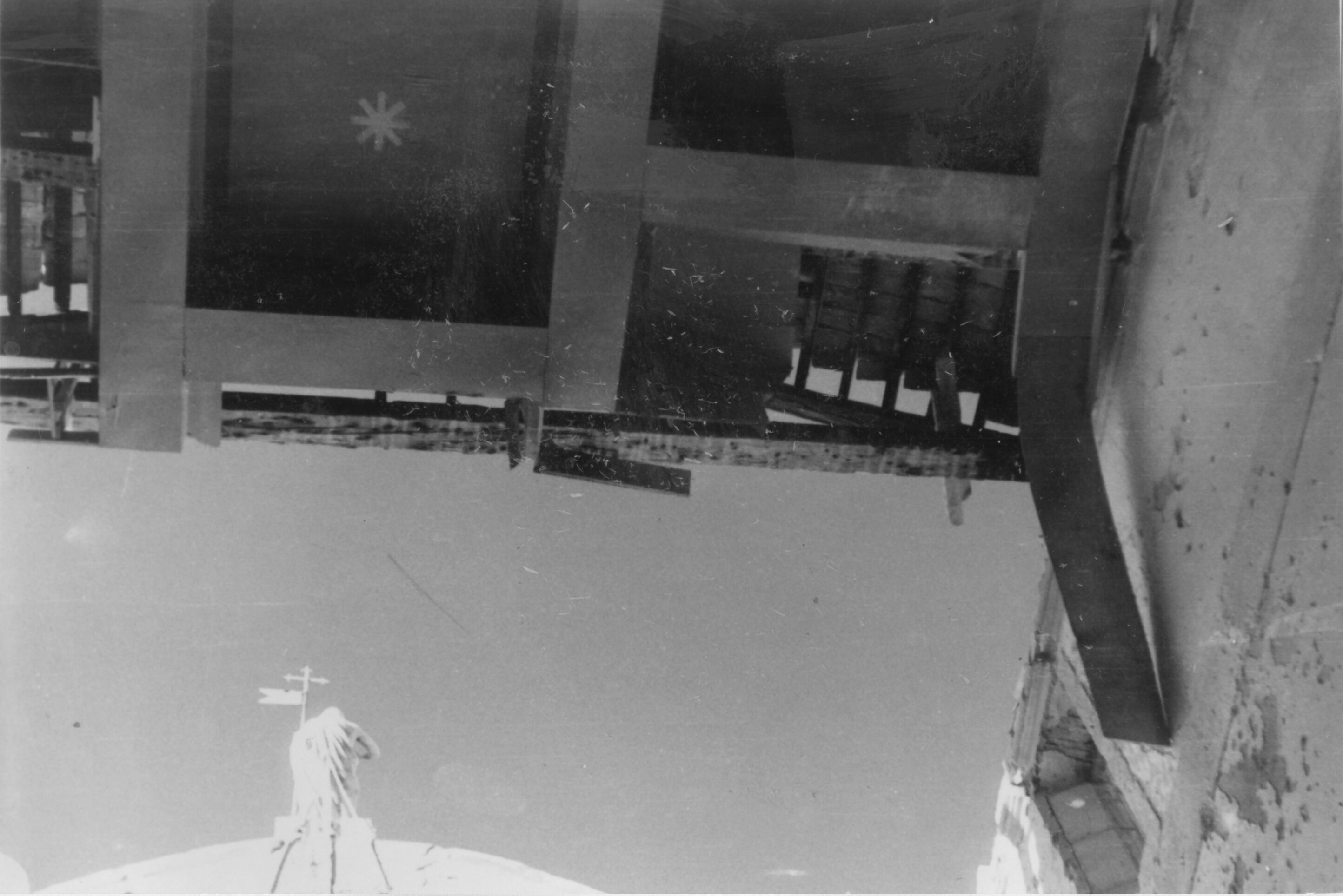 Branko Fučić, Osor, (otok Cres), crkva sv. Marije, katedrala, detalj unutrašnjosti: kasetirani svod nad ulazom oštećen 1943. godine u bombardiranju