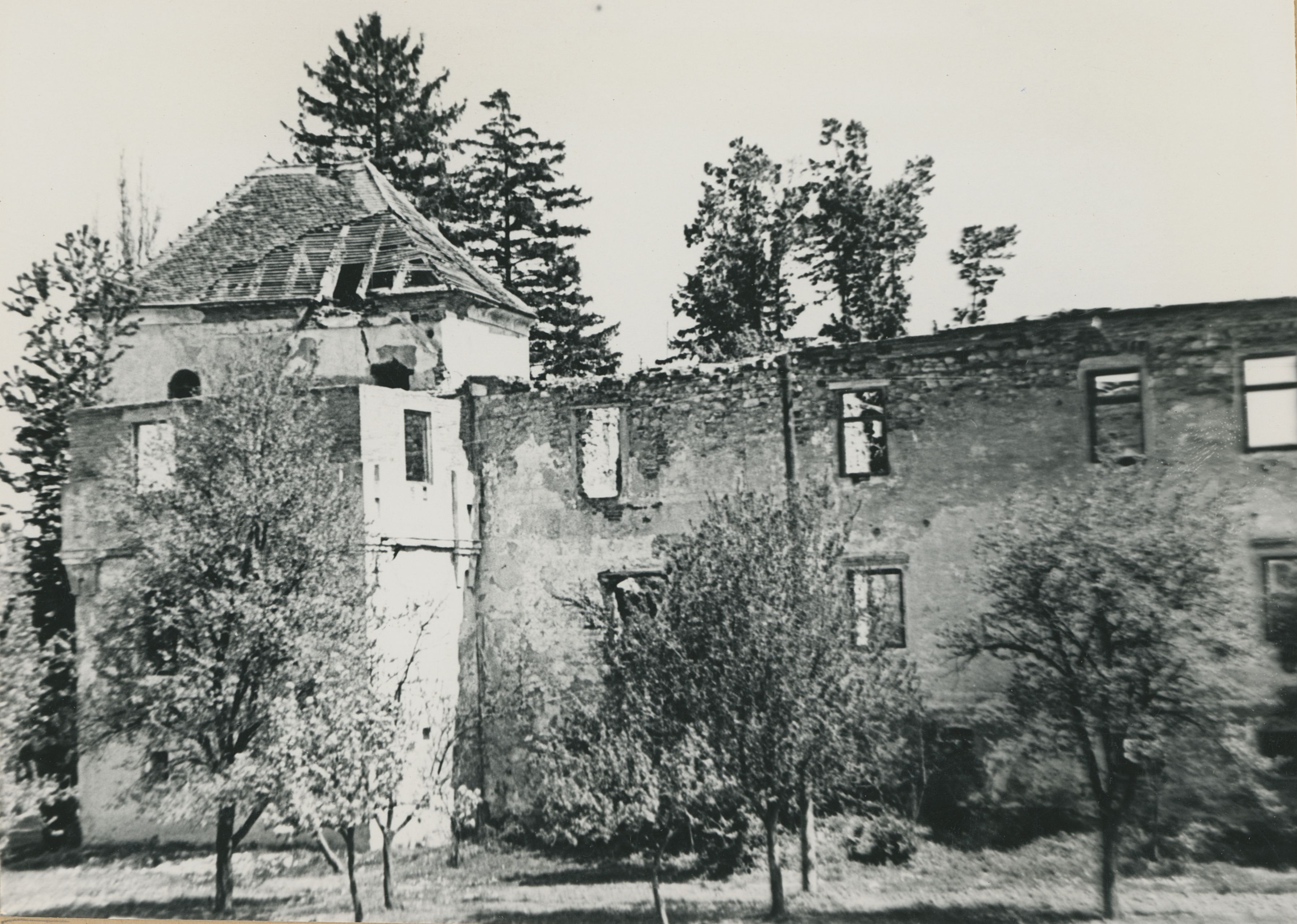 neutvrđen autor, Ivanec - Stari grad, zapadno pročelje, prigradnja uz glavnu kulu
