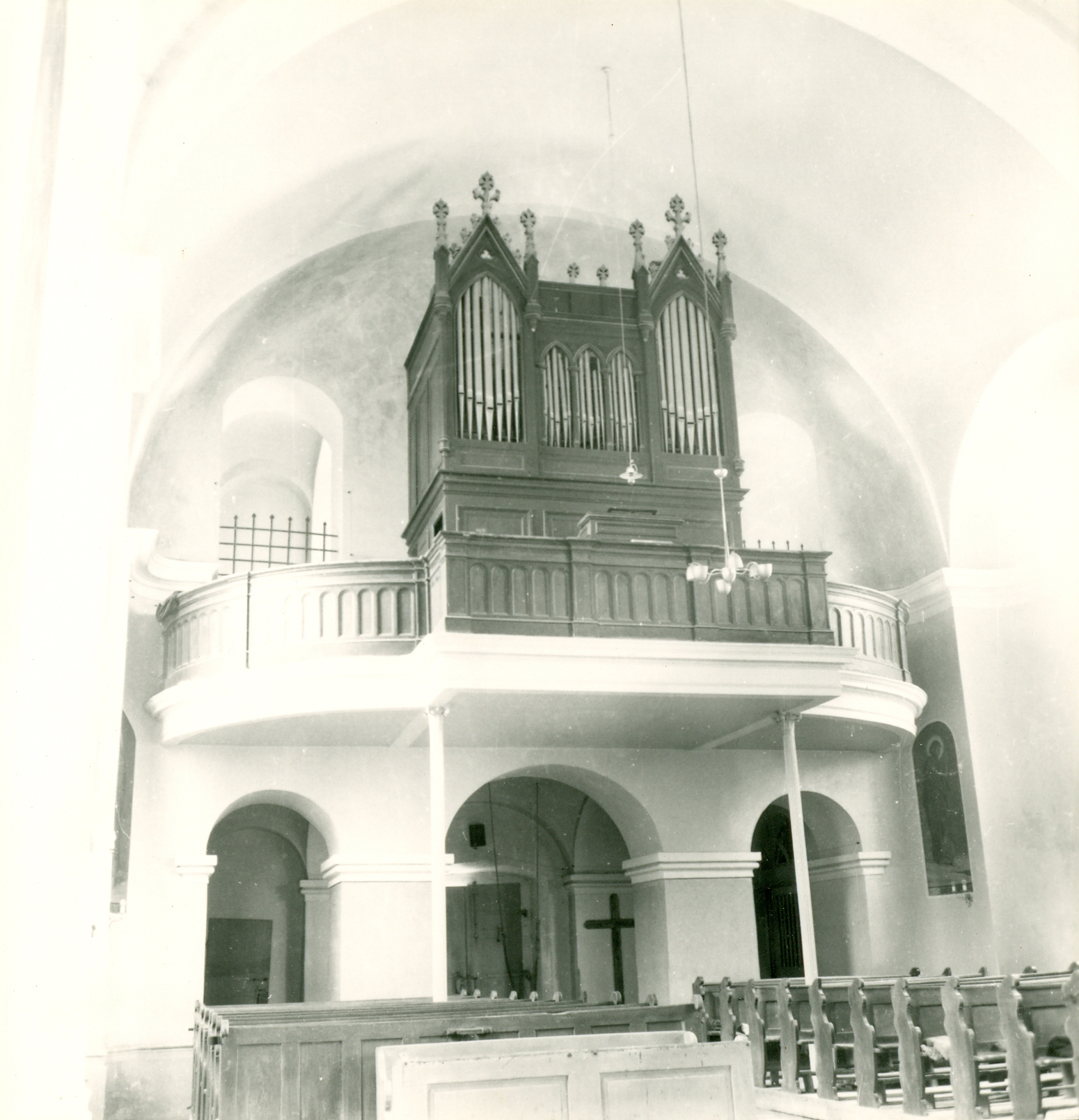 Nino Vranić, Gola (Koprivnica) - Župna crkva Sv. Tri kralja - Smještaj u prostoru