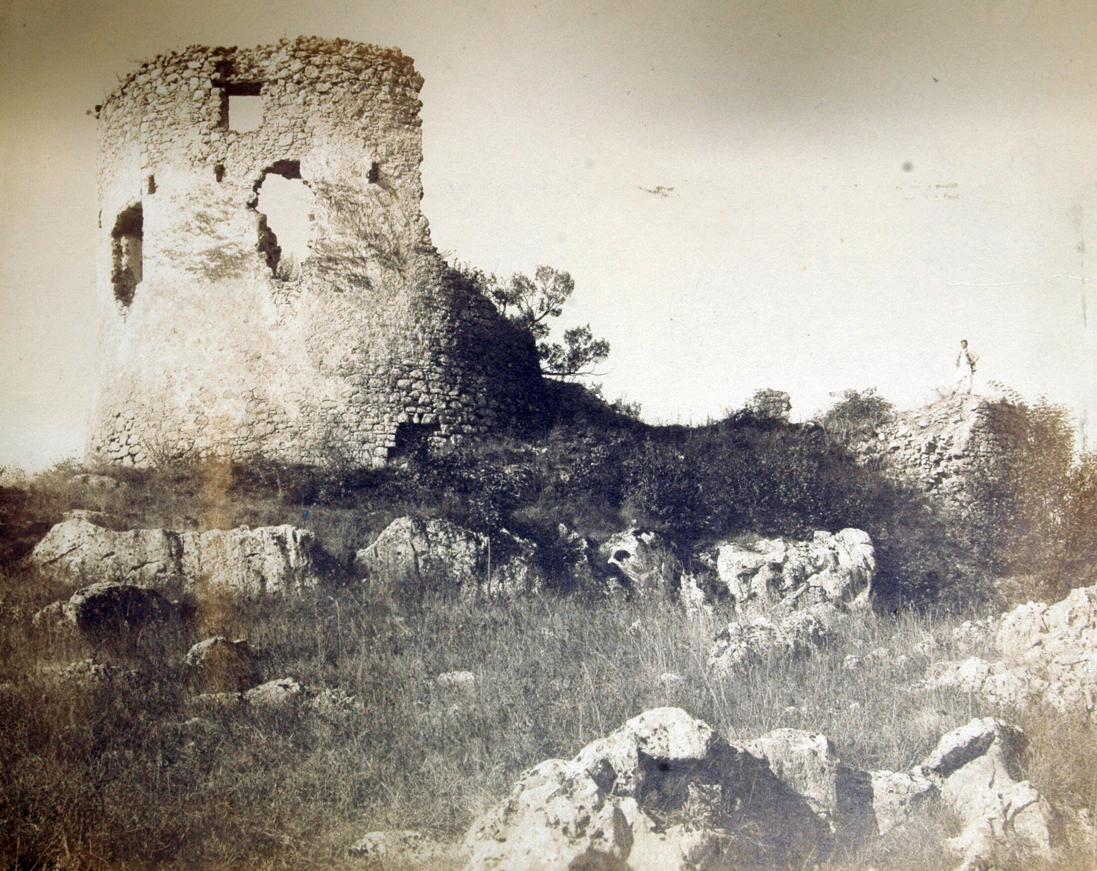 Emil Laszowski, Otočac - Fortica, građena 1619. godine, pogled s istočne strane