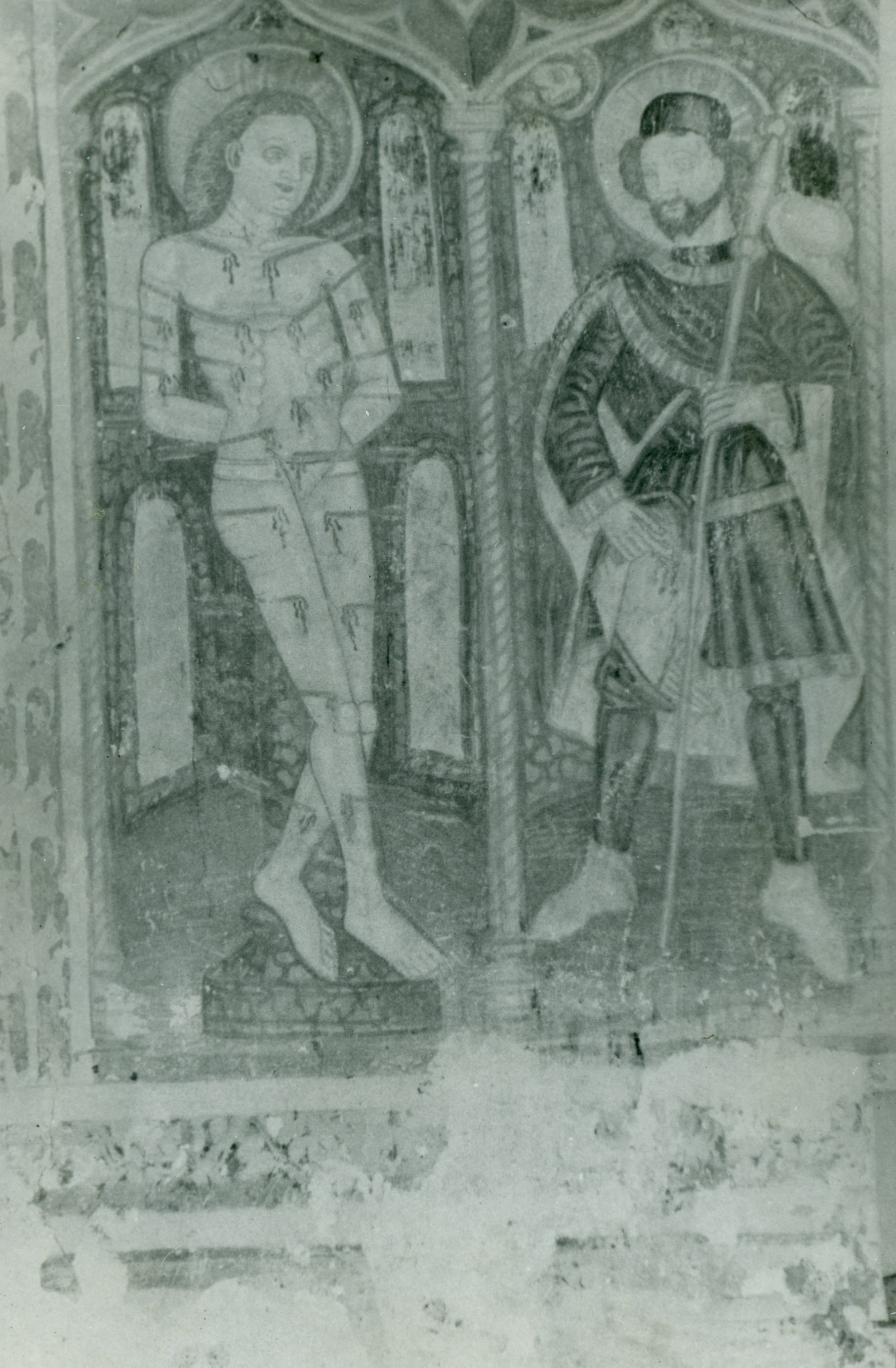 Branko Fučić, Dvigrad (Kanfanar), Kapelica Piccola Madonna, unutrašnjost, freske: sv. Sebastijan i sv. Rok na zidu sa strane poslanice, u donjoj zoni