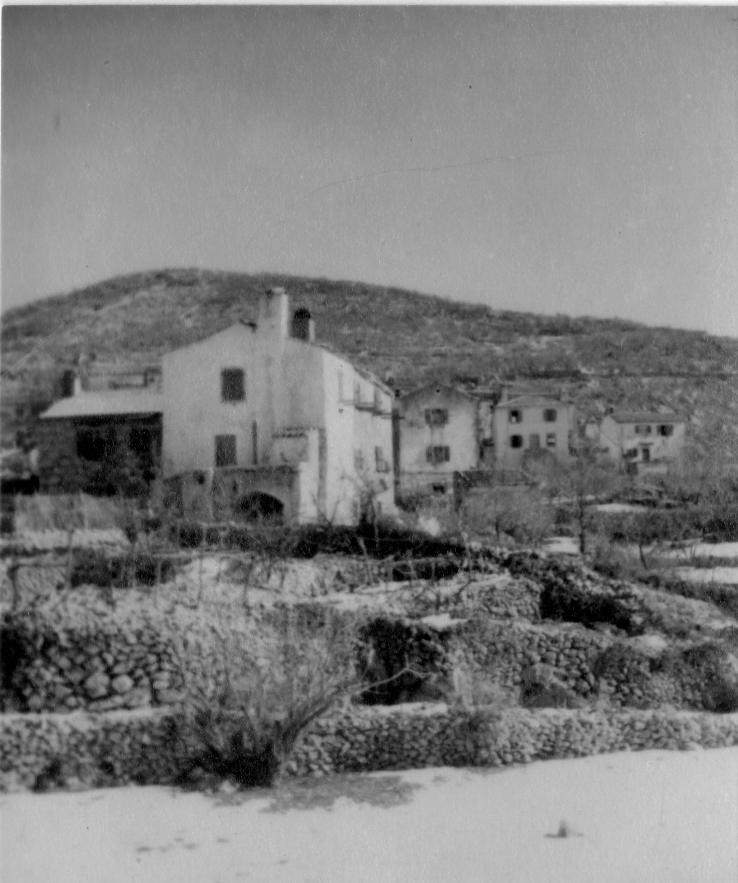 Branko Fučić, Filozići (Cres), veduta naselja