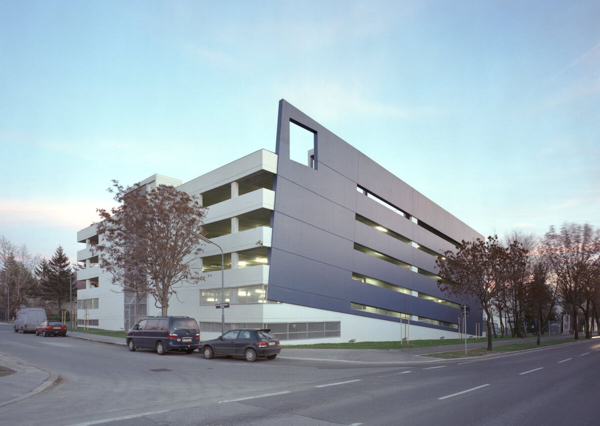 Garaža Boehringer, Boehringer Gasse 1, Beč