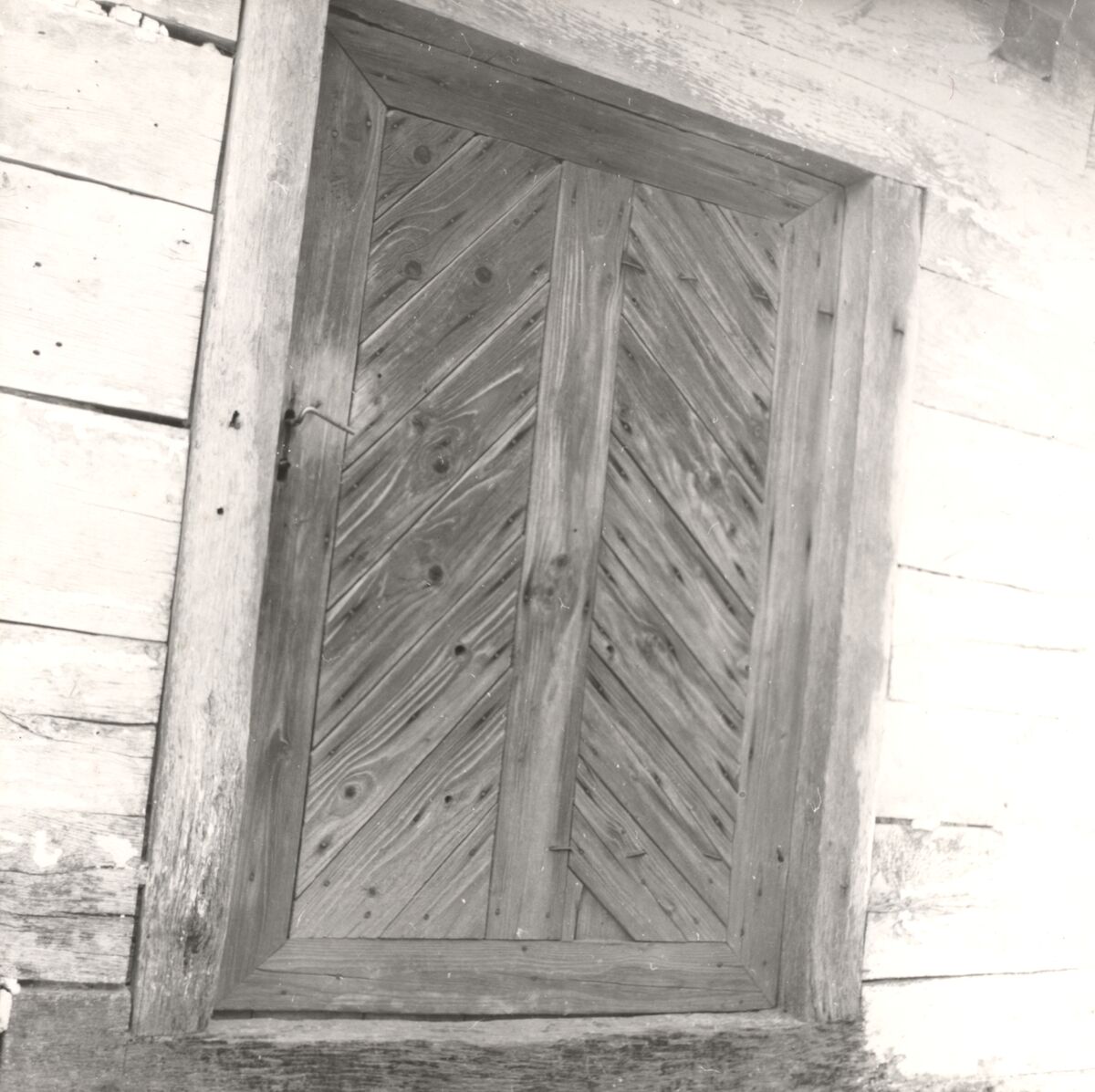 Kozjača - Detalj komore, vrata