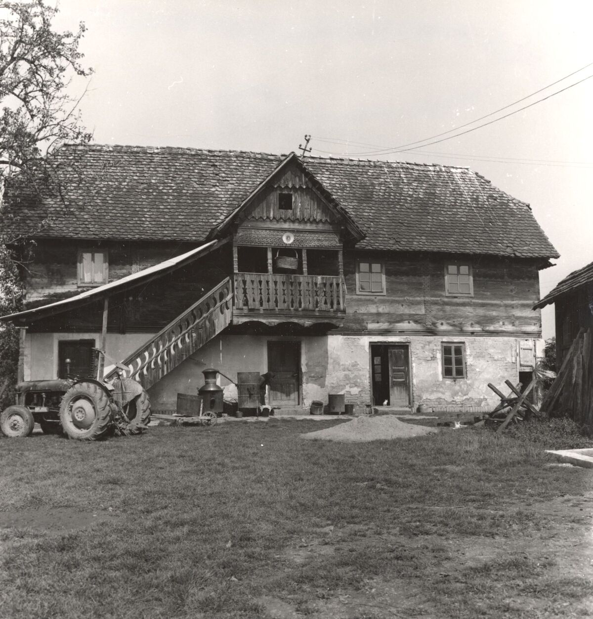 Suša - Tradicijska kuća, ulazno pročelje