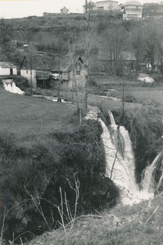 Rastoke (Slunj) - Kuća i mlinica sa slapom 