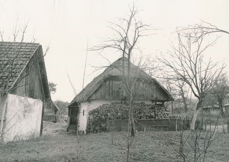 Jarnevići (Ribnik) - Tradicijska kuća, zabatno pročelje