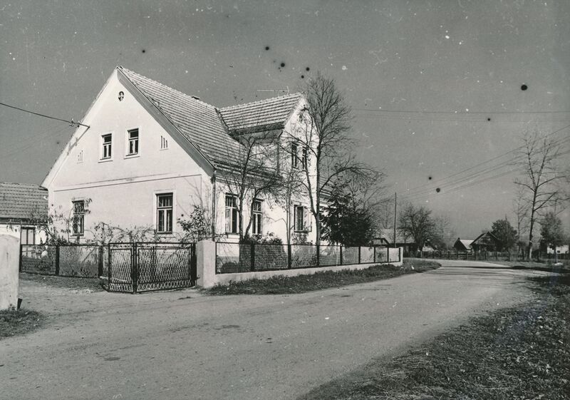 Zaluka Lipnička (Žakanje) - Tradicijska kuća, zabatno i ulično pročelje