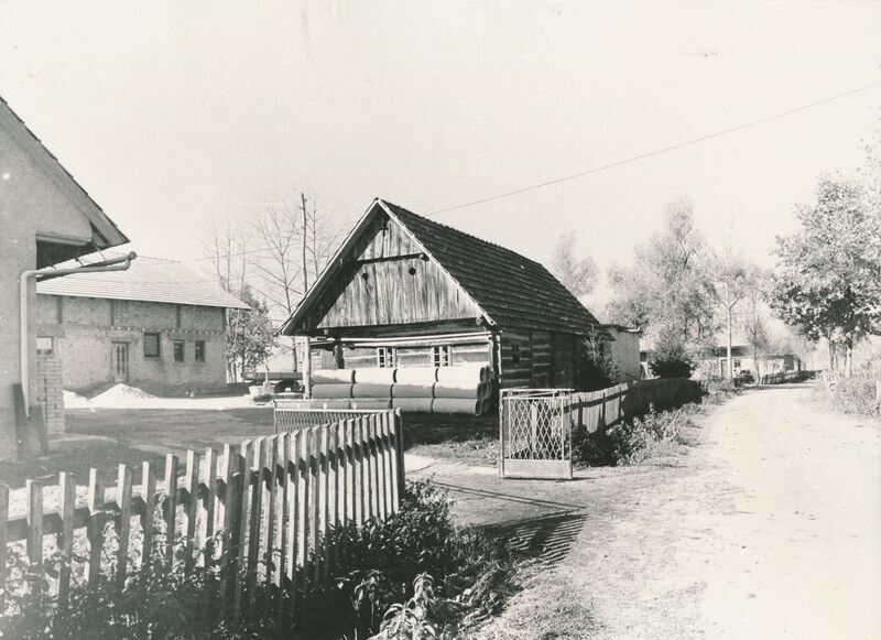 Zaluka Lipnička (Žakanje) - Tradicijska kuća, zabatno pročelje