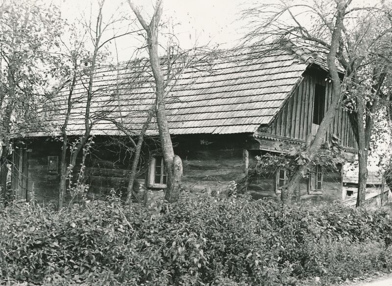 Polje Ozaljsko (Ozalj) - Tradicijska kuća, zabatno pročelje