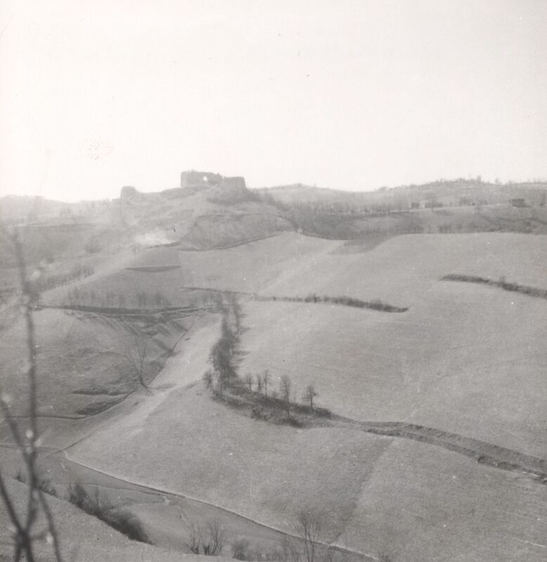 Podcetin (Cetingrad) - Stari grad Cetin, pogled sa sjeveroistoka