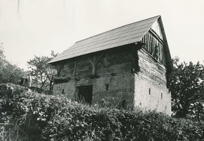 Sršići (Ozalj) - Gospodarska zgrada, štala