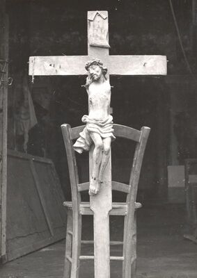 Gornji Tkalec - Kapela Uznesenja Blažene Djevice Marije, oštećeno Raspelo