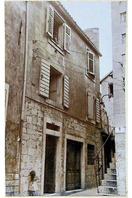 Split, Kuće Iza sv. Dujma