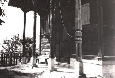 Gustelnica - Crkva sv. Antuna Padovanskog, trijem