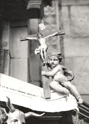 Križ - Župna crkva sv. Križa, detalj propovjedaonice