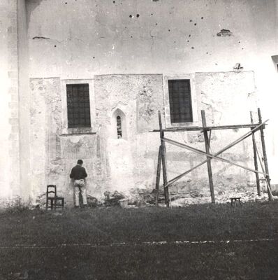 Volavje - Crkva Blažene Djevice Marije Volavske (Sniježne), freske na južnom pročelju