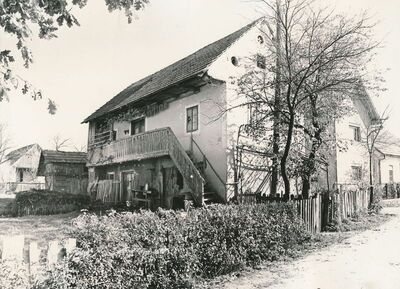 Zaluka Lipnička (Žakanje) - Tradicijska kuća, zabatno i ulično pročelje