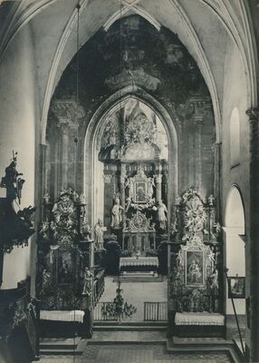 Lepoglava - Crkva Bogorodice, detalj: pogled prema svetištu iz lađe