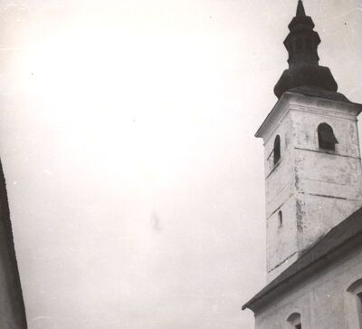 Komin - Crkva sv. Tri kralja, zvonik