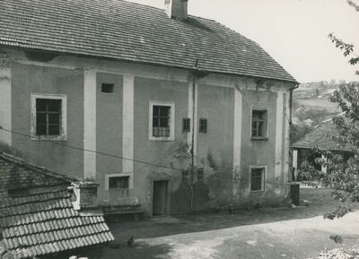 Krapina - Župni dvor, vanjština
