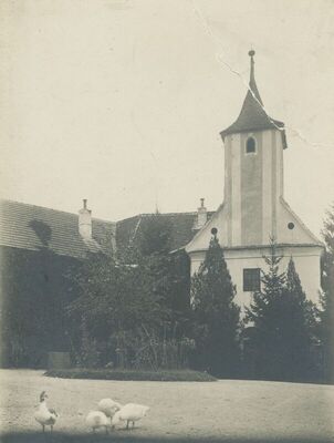 Veternica (Novi Golubovec) - Kurija čazmanskog kaptola, kompleks s kapelom