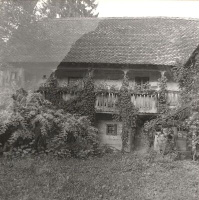 Bukevje - Kurija Zlatarić, dvorišno pročelje