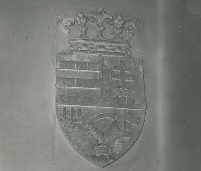 Zajezda (Budinščina) - Župna crkva Uznesenja Blažene Djevice Marije, detalj grb