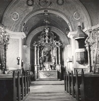 Cerje - Crkva sv. Ivana Evanđelista, svetište i glavni oltar