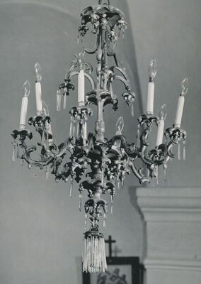 Sveti Petar Mrežnički (Duga Resa) - Župna crkva sv. Petra, viseća svjetiljka